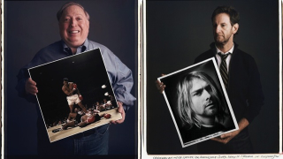 Illustration for article titled Here Are Famous Photographers Posing with Their Even More Famous Photographs